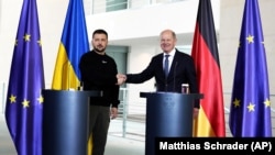 Президент України Зеленський і канцлер Німеччини Шольц. Берлін, Німеччина. 14 травня 2023 року