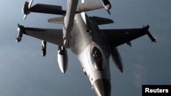 Раніше стало відомо, що Джо Байден обговорив із Володимиром Зеленським підтримку навчання українських пілотів управлінню винищувачами четвертого покоління, такими як F-16 (ілюстраційне фото)