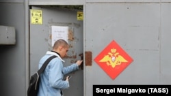 Призовник призовного пункту військового комісаріату в окупованому Криму, липень 2023 року