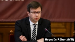 Бока також заявив, що санкцій проти Росії заважають мирному процесу