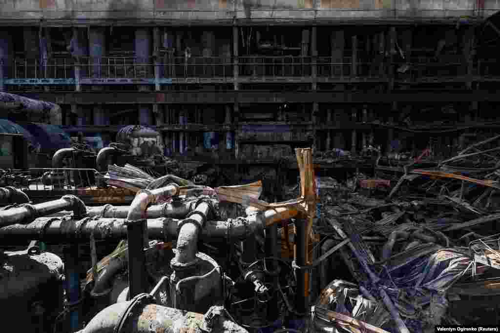 Масштаби руйнувань внаслідок ракетного удару РФ на одній з теплоелектростанцій