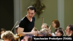 Теодор Курентзис