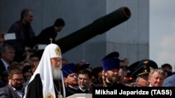 Патриарх Кирилл во время выступления на параде кадетских классов Москвы, 6 мая 2016 года