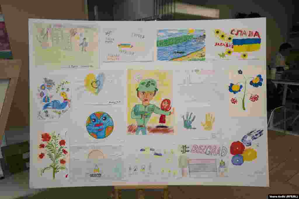 Малюнки українських дітей, які втекли в Сербію, шукаючи притулку через масштабну війну, розв'язану Росією проти Україні. Белград, Сербія,  23 серпня 2023 року  