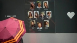 Sirena i 'buđenje' na godišnjicu masovnog ubistva u školi u Beogradu Sirena i 'buđenje' na godišnjicu masovnog ubistva u školi u Beogradu