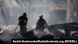 За попередніми даними, пошкоджені 92 об’єкти, зокрема, вісім багатоповерхівок, 14 приватних будинків, 18 господарських приміщень, інфраструктурний об’єкт. Фото ілюстративне