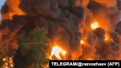 Як заявляють державні інформаційні агентства, горить склад на площі 2 тисячі квадратних метрів (фото ілюстраційне)