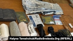 За словами дипломатки, спочатку допомога від НАТО як організації була спрямована на першочергові потреби: аптечки, пальне, зимовий одяг