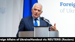 Жозеп Боррель дав інтерв’ю під час четвертого візиту до України