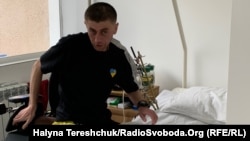 Мешканці села Виноградне Чортківського району Тернопільської області згуртувались і добудовують будинок для 34-річного воїна Степана Коцюба, який втратив на війні ноги