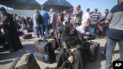 Єгипет не відкриває єдиний пропускний пункт Рафах на кордоні з Газою. Наразі біля єгипетського кордону зібралося щонайменше 600 тисяч біженців