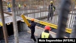 პოლიტიკური კრიზისის ფონზე, ახალი ბინების გაყიდვის რიცხვი კვლავ იმატებს