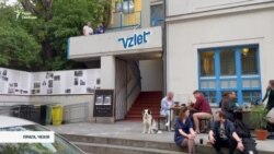 У Празі дніпровський театр зіграв антивоєнну виставу «Біла пошесть» У Празі дніпровський театр зіграв антивоєнну виставу «Біла пошесть»