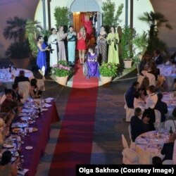 Стати модельєром Ольга вирішила у підлітковому віці і, попри діагноз ДЦП, йшла до своєї мети