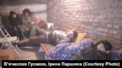 Перша ночівля в підвалі будинку, Херсон, 25 лютого 2022 року