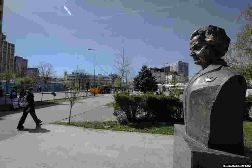 U Prištini je 2019. godine postavljena bista bivše američke državne sekretarke Madeleine Albright.