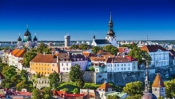 Фильм Би-Би-Си о разоблачении коллекции авангардных полотен из коллекции Л.Закса.
Юбилей славистического ежегодника, выходящего в Таллинне. Фильм Би-Би-Си о разоблачении коллекции авангардных полотен из коллекции Л.Закса.
Юбилей славистического ежегодника, выходящего в Таллинне.