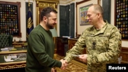 Владимир Зеленский и Александр Сырский