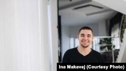 На фото - Артем Макавей. Наразі офіційного підтвердження та даних про причини затримання українця немає.