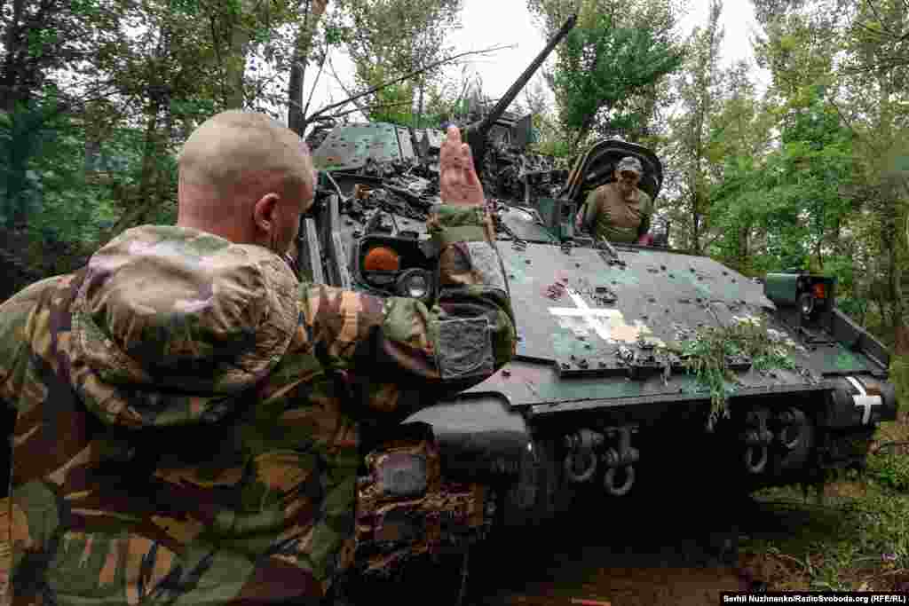 Bradley – легендарна машина американської армії. Вона надійшла на її озброєння 40 років тому і досі активно експлуатується. БМП постійно модернізується і розробляються нові модифікації цієї машини