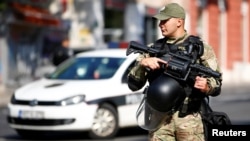 Полицейский в Сараево, иллюстративная фотография