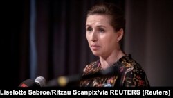 Метте Фредеріксен наголосила, що європейці повинні бути в змозі захистити себе, а щоб захистити себе, потрібно забезпечити те, що зараз потрібно в Україні.