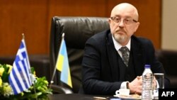 Олексій Резніков заявив, що будь-яка правдива інформація в файлах вже не актуальна.