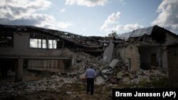 Поліція задокументувала 13 російських ударів по восьми населених пунктах. Фото ілюстративне