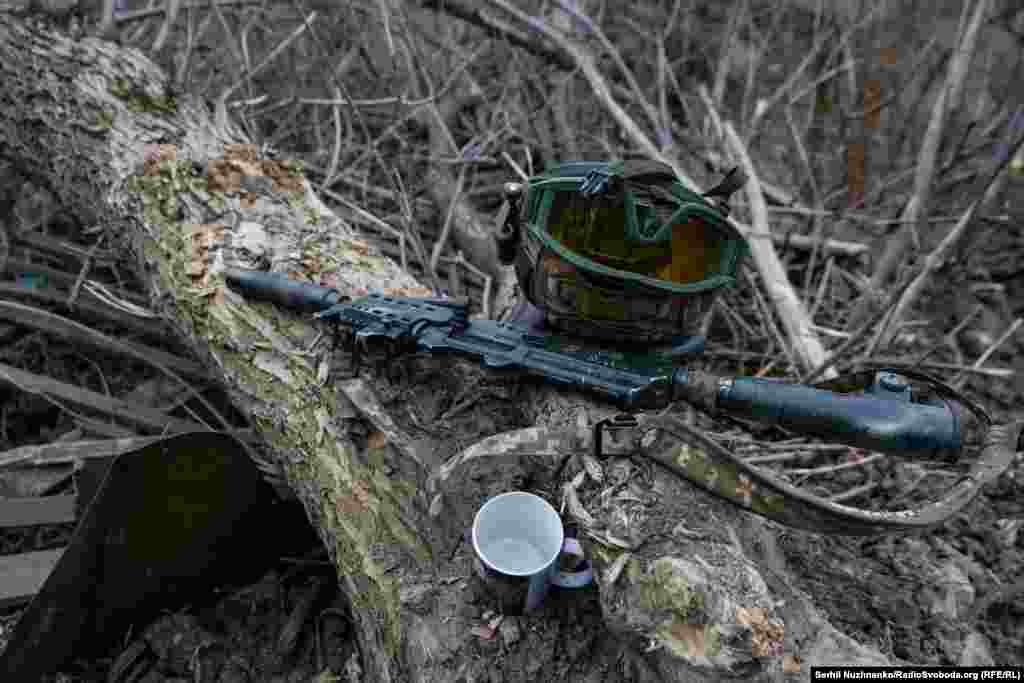 Зрештою бойова робота завершилась, можна перепочити, випити кави і щось з'їсти. Хтозна, коли чекати наступної бойової роботи