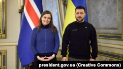 Президент України Володимир Зеленський і премʼєр-міністерка Ісландії Катрін Якобсдоттір у Києві, Україна, 14 березня 2023 року
