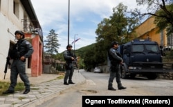 Pripadnici Kosovske policije patroliraju u Banjskoj, Zvečan, 27.09.2023.