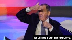 МЗС Росії повідомило, що Лавров, який востаннє відвідував Туреччину в червні, обговорить «зернову угоду», яку Кремль продовжив «як жест доброї волі ще на 60 днів»