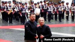 Президент України Володимир Зеленський і прем’єр-міністр Італії Джорджа Мелоні. Рим, 13 травня 2023 року