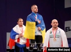 Олександр Пєлєшенко — український важкоатлет, заслужений майстер спорту України