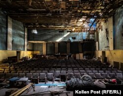 Палацо культури в селищі Луч