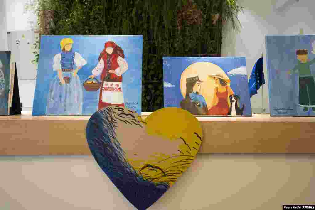 В експозиції 50 малюнків малих українців, Белград, Сербія, 23 серпня 2023 року