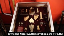 «Ці речі свідчать, що тут велись активні історичні події, активна торгівля, військові дії. І як раз цей період, до речі, описується у книзі «Історія» Геродота» – Дударенко