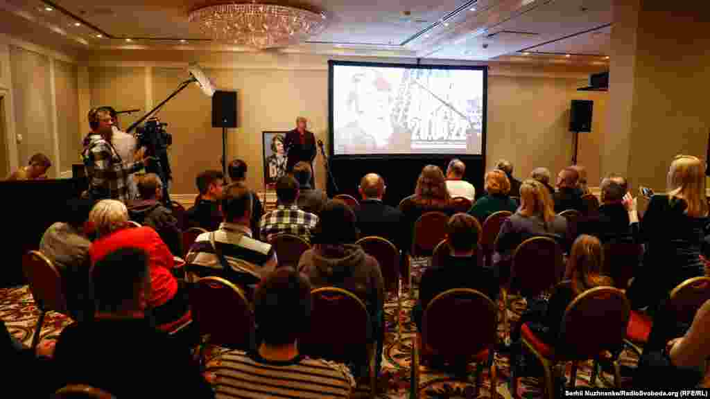 Журналісти проєкту «Схеми» (Радіо Свобода) опублікували фільм-розслідування «Віра» до річниці загибелі своєї колеги. Презентація фільму відбулася у Києві 29 квітня