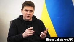 Коментуючи останню зустріч Сі Цзіньпіна з президентом Росії Володимиром Путіним, Михайло Подоляк вказав на те, що вона не була сконцентрована на Україні