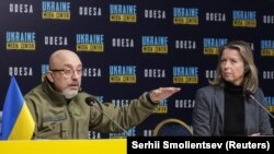 За словами Олексія Резнікова, він обговорив із Оллонґрен підготовку до зустрічі у форматі «Рамштайн», яка відбудеться 15 березня
