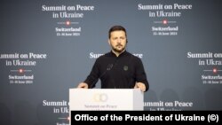 Володимир Зеленський вважає, що та кількість країн, які вже приєдналися до спільного комюніке про основи миру, – це «дуже серйозний результат».