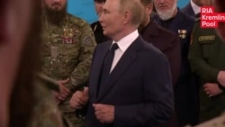 Путин поговорил с чеченскими военными Путин поговорил с чеченскими военными