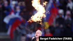 Ярослав Дронов (Shaman) на концерте в Лужниках