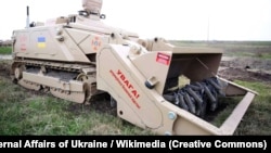 Легка машина розмінування MV-4, зібрана і частково локалізована в Україні. Фото ілюстративне