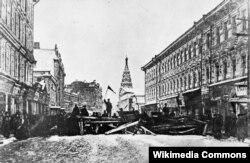 Барикада в Москві, грудень 1905 року