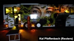 Життя бійців з передової в Бахмуті рятують у реанімаційному автобусі