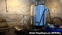 Схожим бізнесом Роман займається і зараз