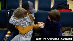 Москва стверджує, що немає жодної «викраденої» дитини, а є «врятовані російськими солдатами з зони бойових дій»