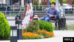 Молодая пара в Грозном (Чечня, Россия)