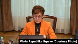 Zora Vidović ,ministrica finansija RS kaže da samo Narodna skupština RS može uskratiti novac političkim partijama u ovom entitetu.